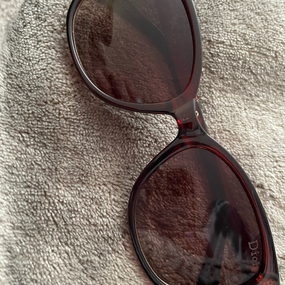 BRAND NEW DIOR vintage sunglasses - Picture 2 of 3